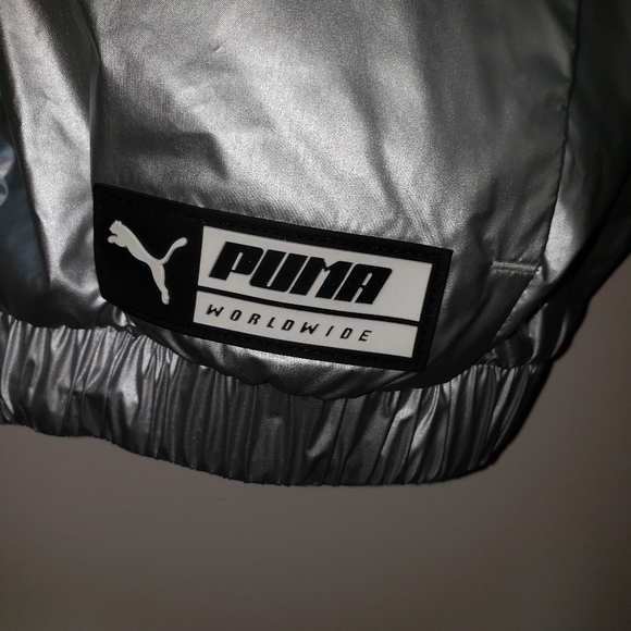 Puma Woman's Silver Sweat Workout Jacket S-XL NWT - Picture 4 of 10